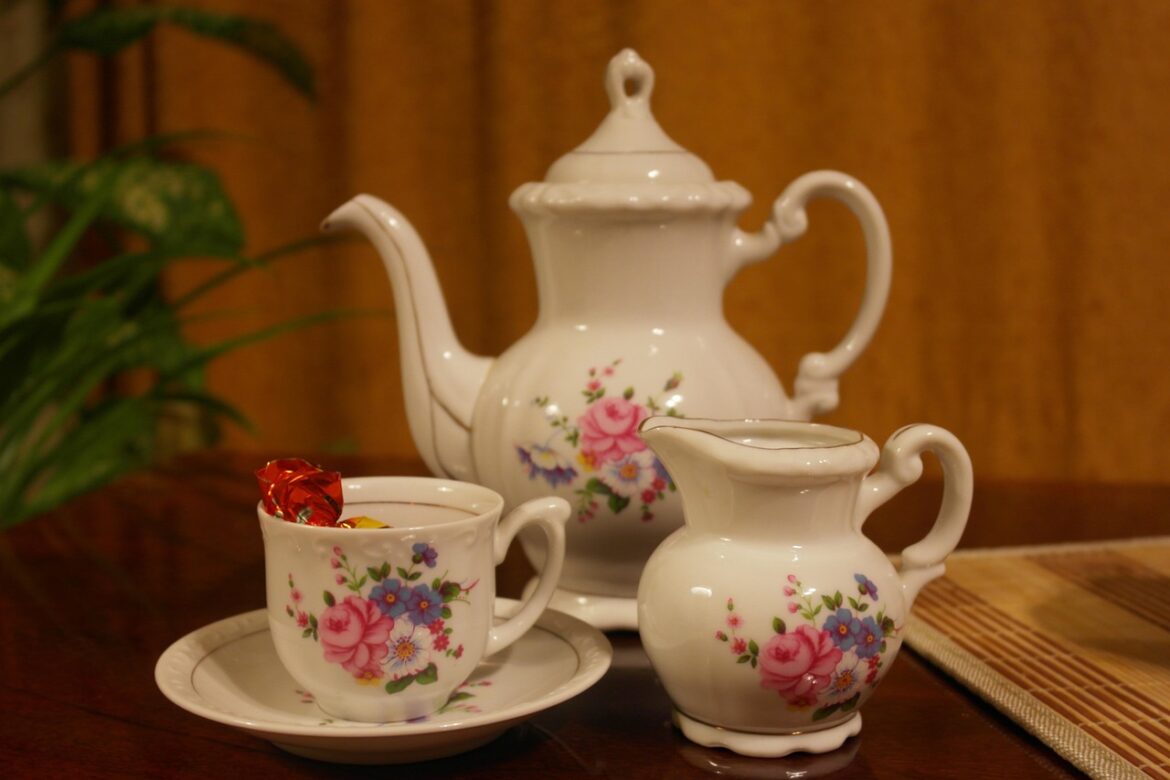 Discover Why Gooseneck Coffee Kettles are a Must-Have for Coffee Lovers